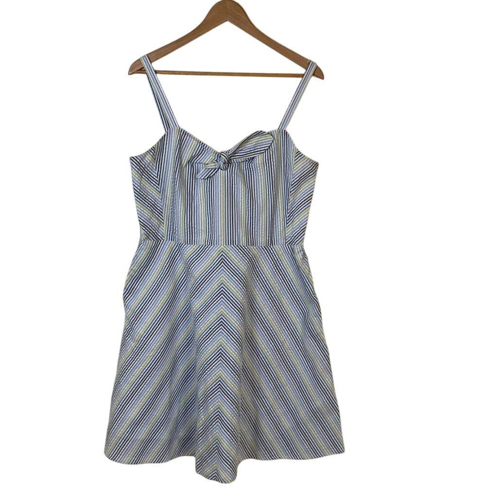 Draper James Womens Fit &โ Flare Seersucker Dress Size 12 Blue White Bow Summer